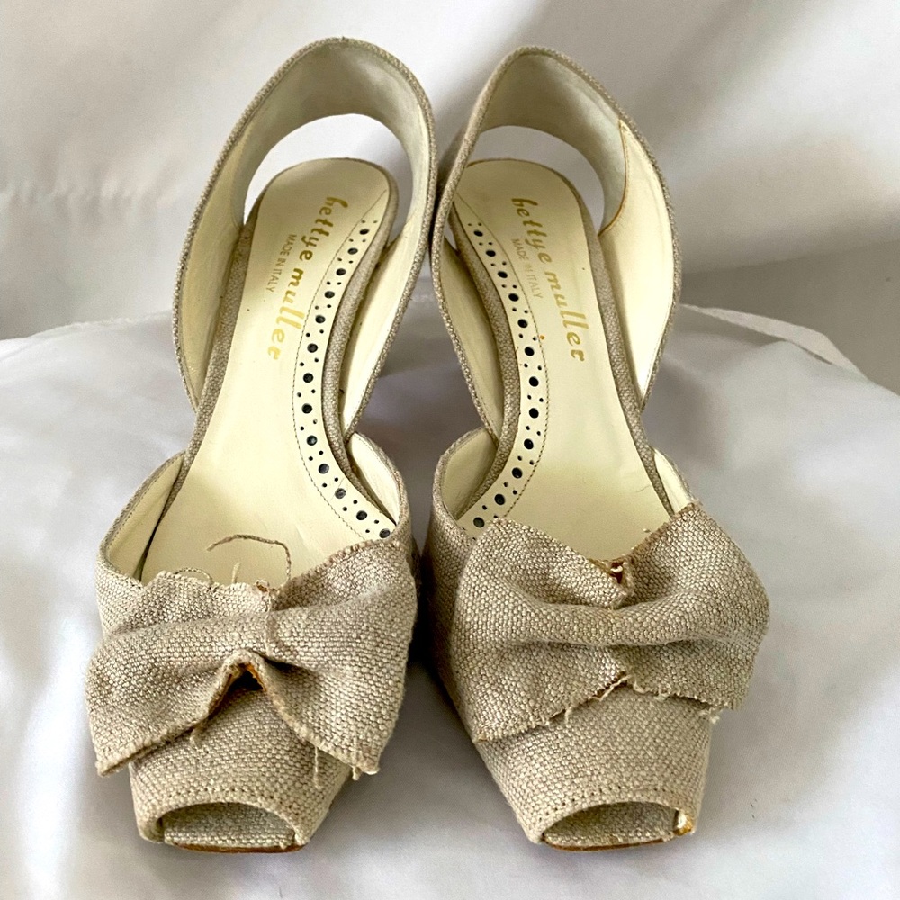 Vintage Bettye Muller Vero Cuoio Pumps Peep Toe Heels Made in Italy